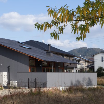 あけぼのの片屋根